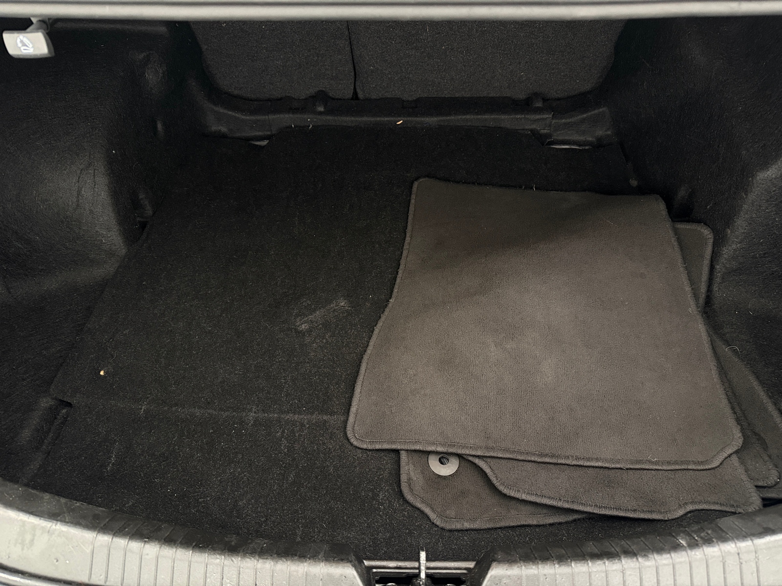 Thumbnail: 2023 Chevrolet Malibu - 7