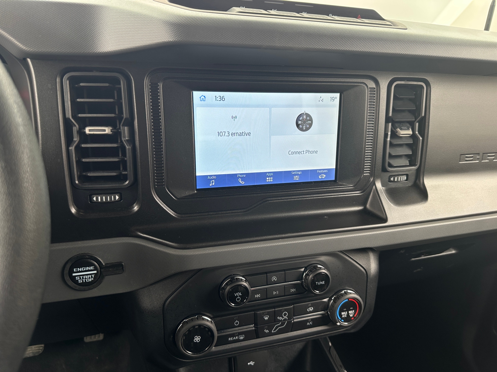 Thumbnail: 2022 Ford Bronco - 4