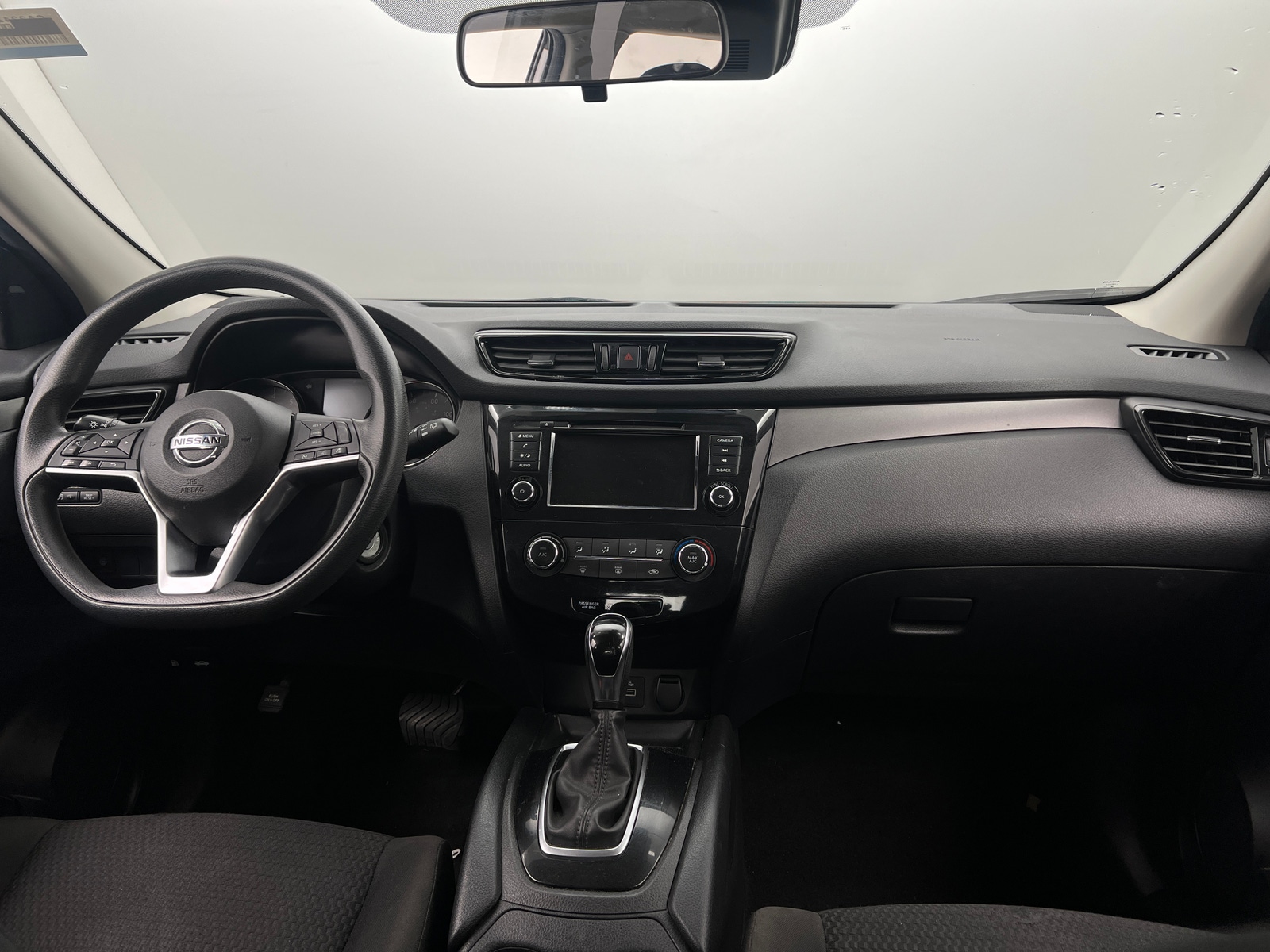 Thumbnail: 2022 Nissan Rogue Sport - 3