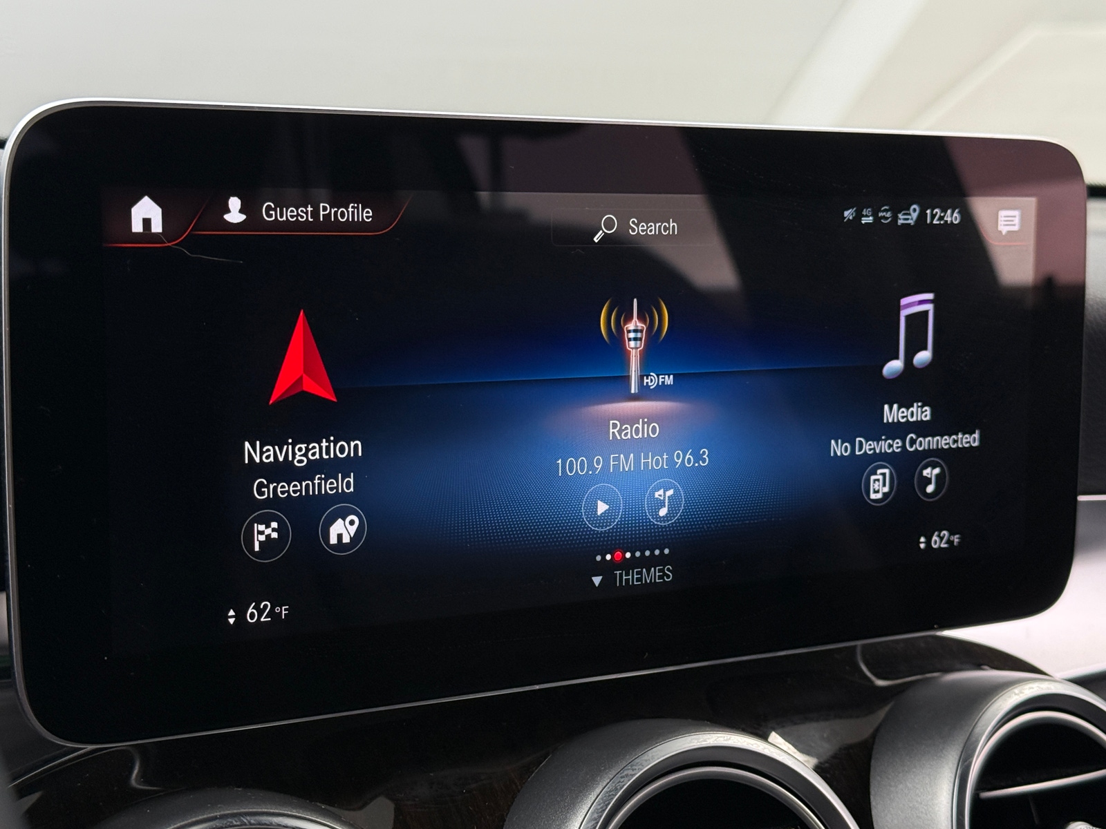 Thumbnail: 2022 Mercedes-Benz GLC - 3