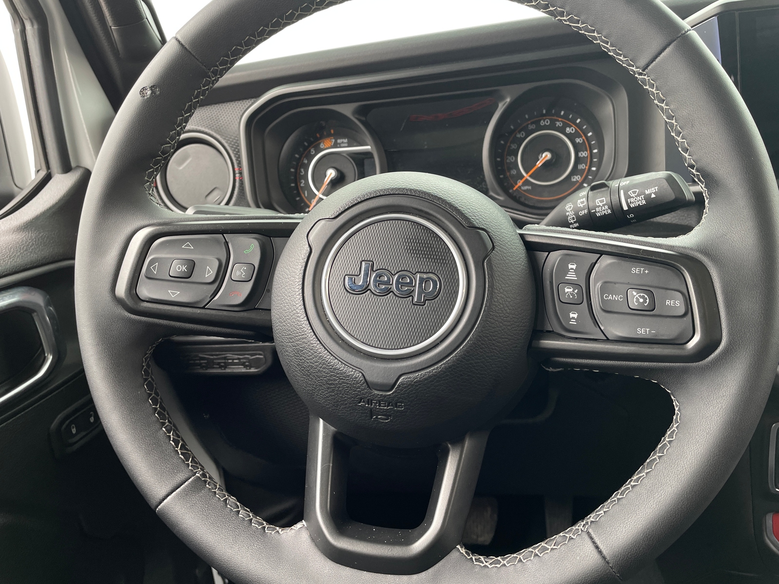 Thumbnail: 2025 Jeep Wrangler - 5