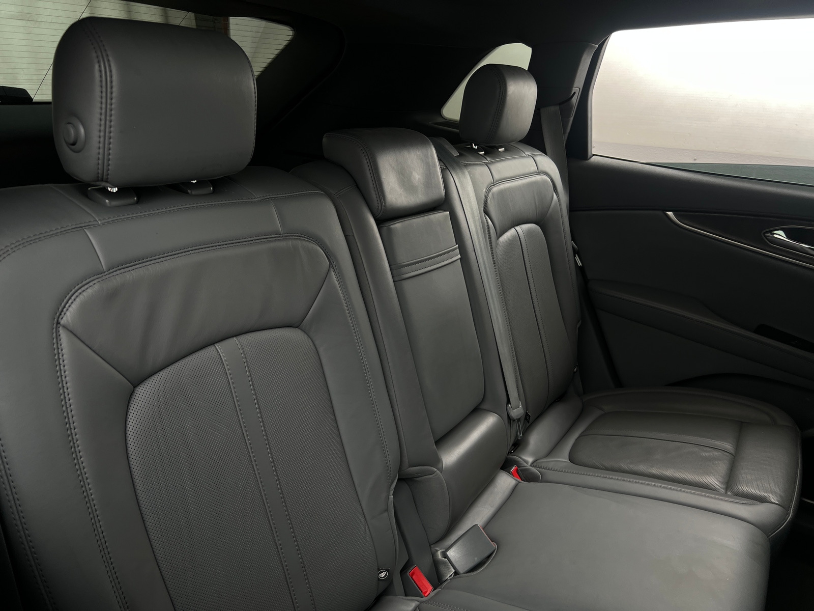 Thumbnail: 2020 Lincoln Nautilus - 5