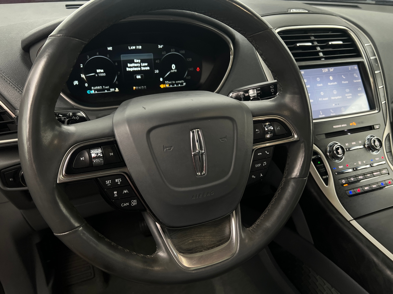 Thumbnail: 2020 Lincoln Nautilus - 4