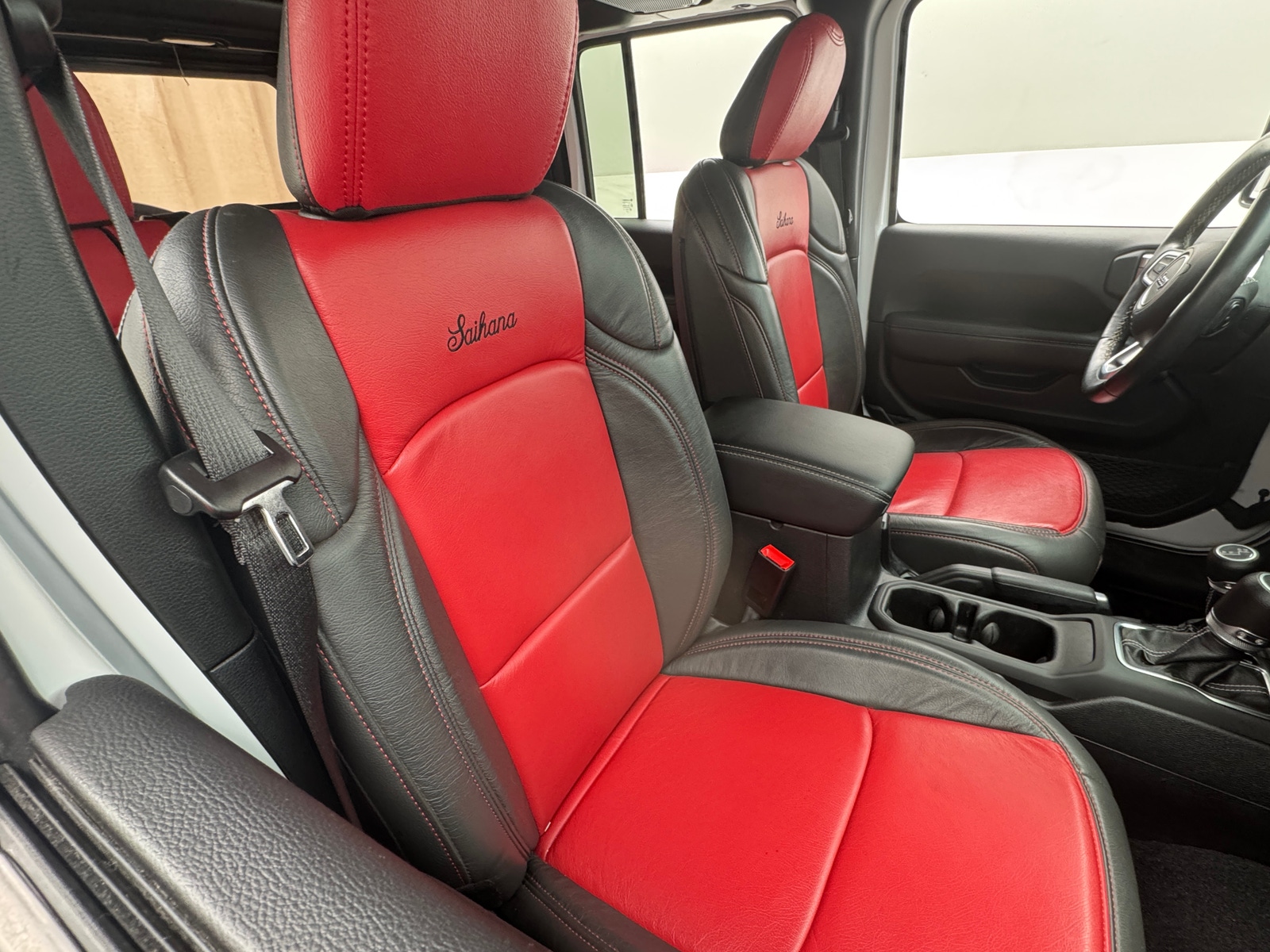 Thumbnail: 2019 Jeep Wrangler - 2