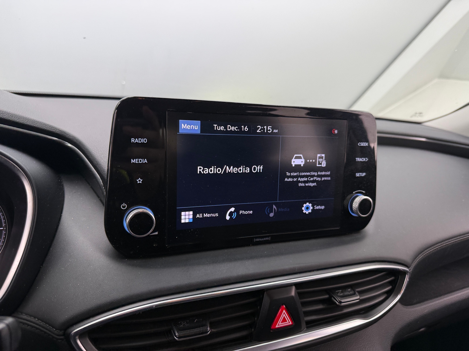 Thumbnail: 2022 Hyundai Santa Fe - 4