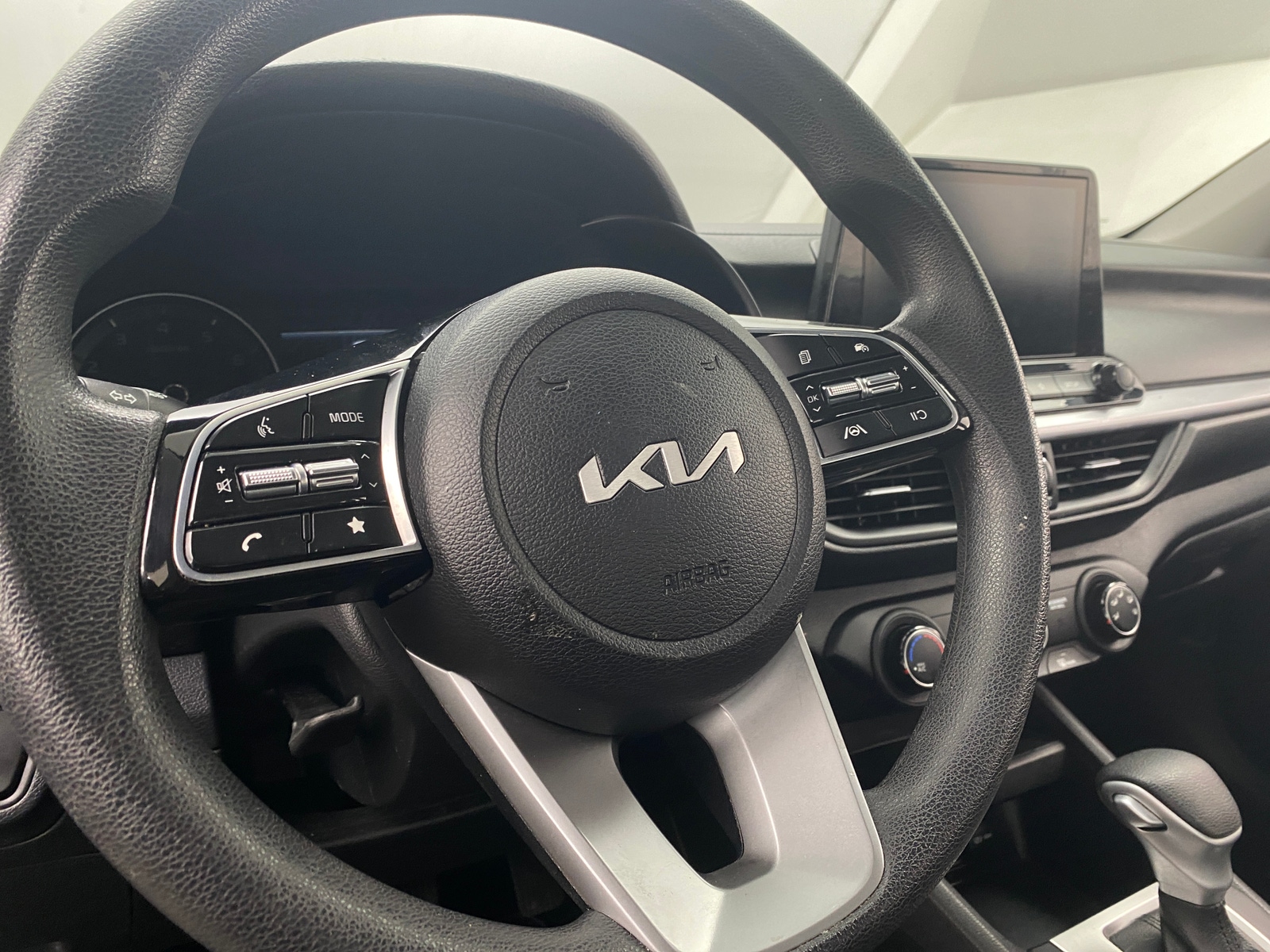 Thumbnail: 2023 Kia Forte - 5