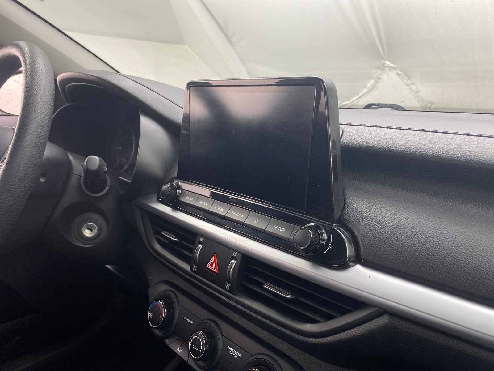 Thumbnail: 2023 Kia Forte - 4