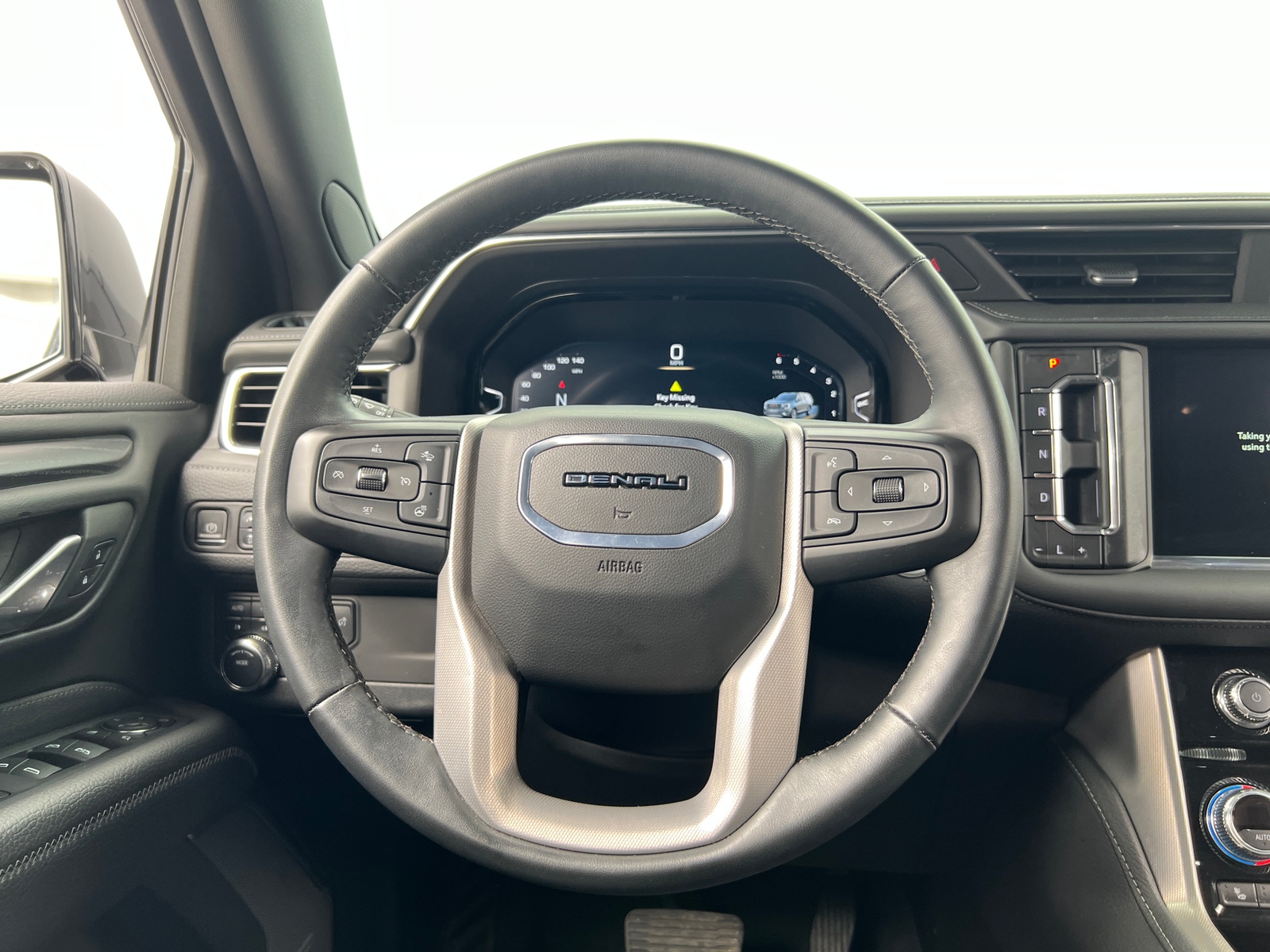 Thumbnail: 2024 GMC Yukon - 4