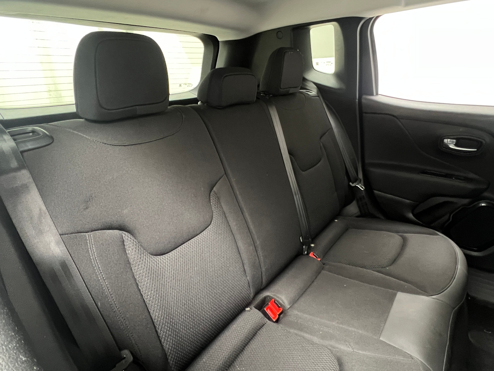 Thumbnail: 2018 Jeep Renegade - 6