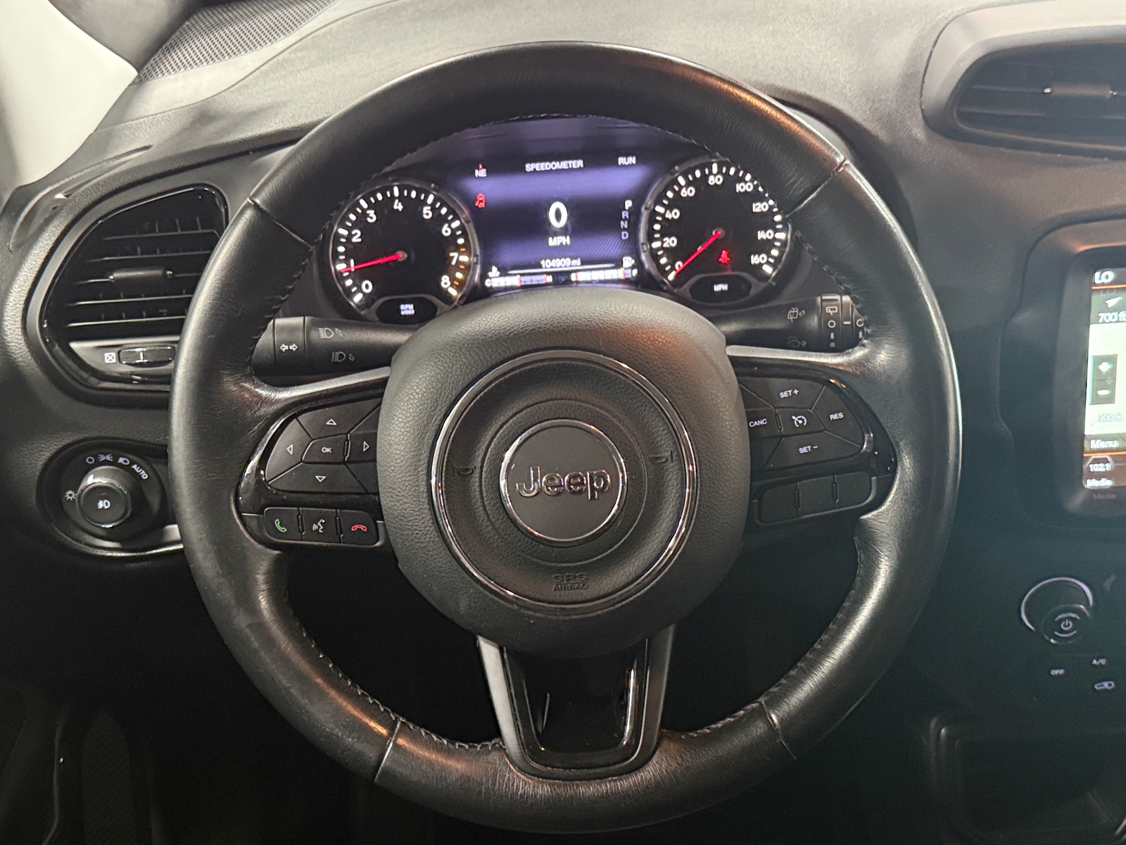 Thumbnail: 2018 Jeep Renegade - 5