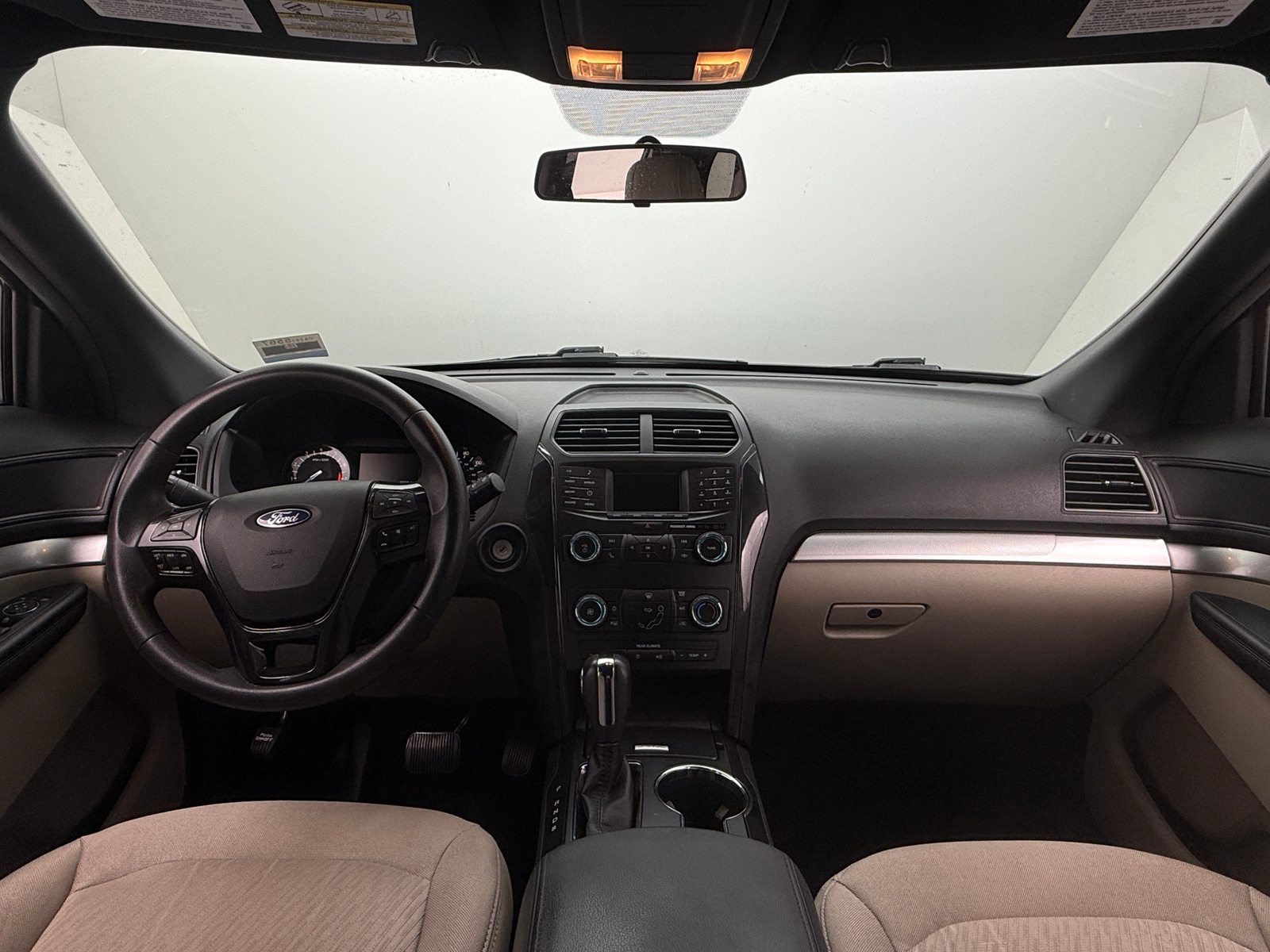 Thumbnail: 2018 Ford Explorer - 3