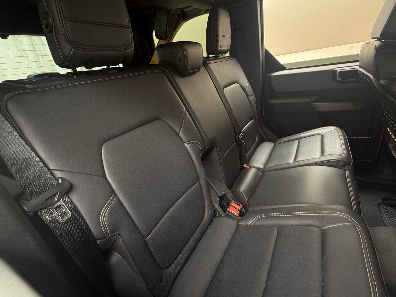 Thumbnail: 2022 Ford Bronco - 5