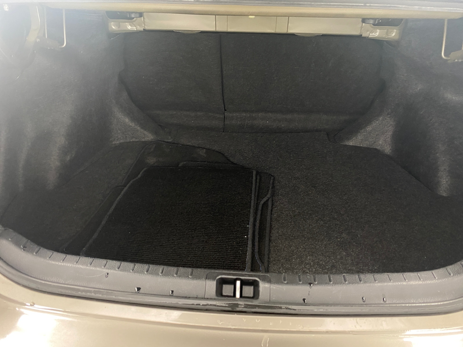 Thumbnail: 2017 Toyota Corolla - 7