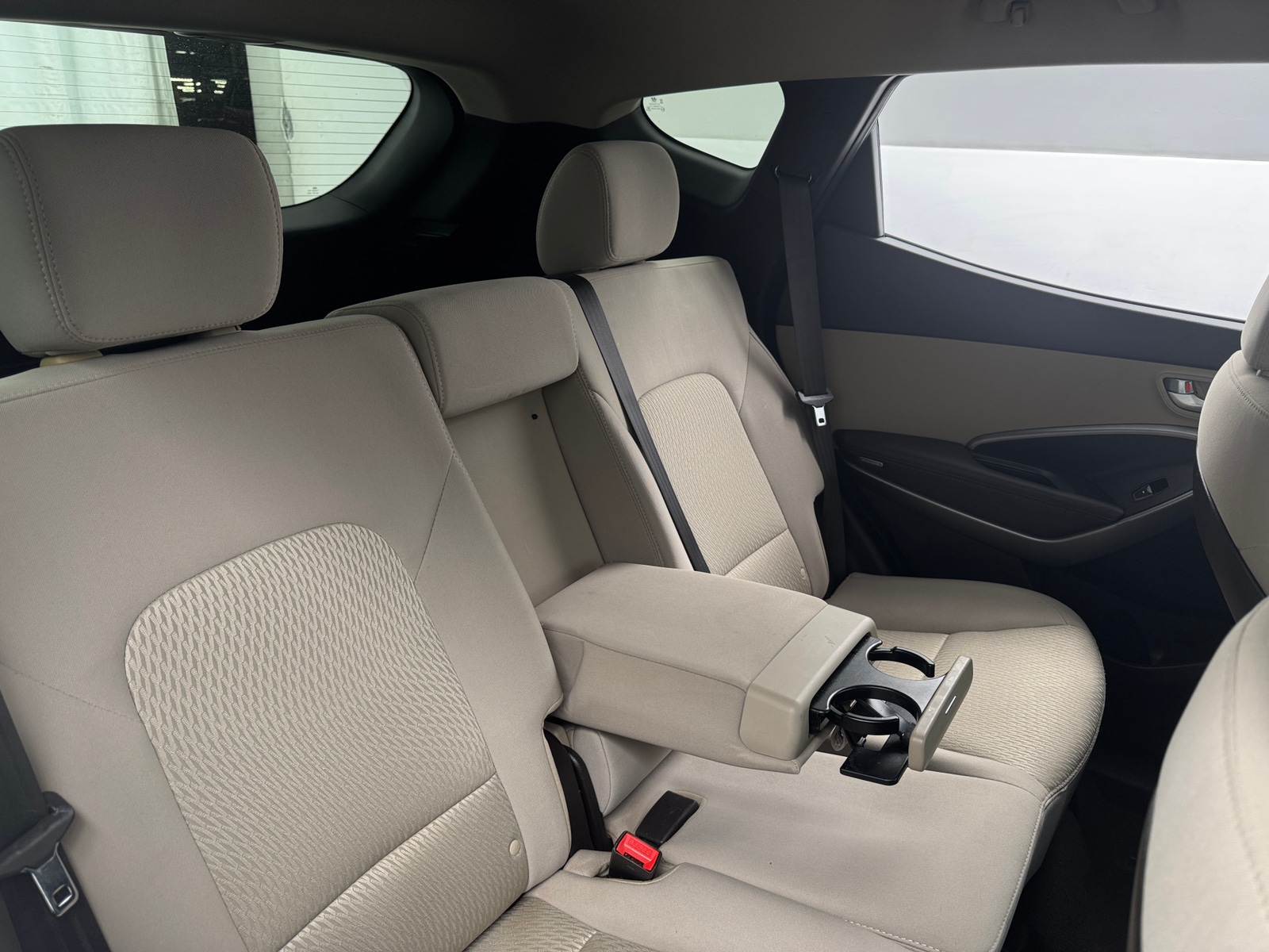 Thumbnail: 2016 Hyundai Santa Fe - 6