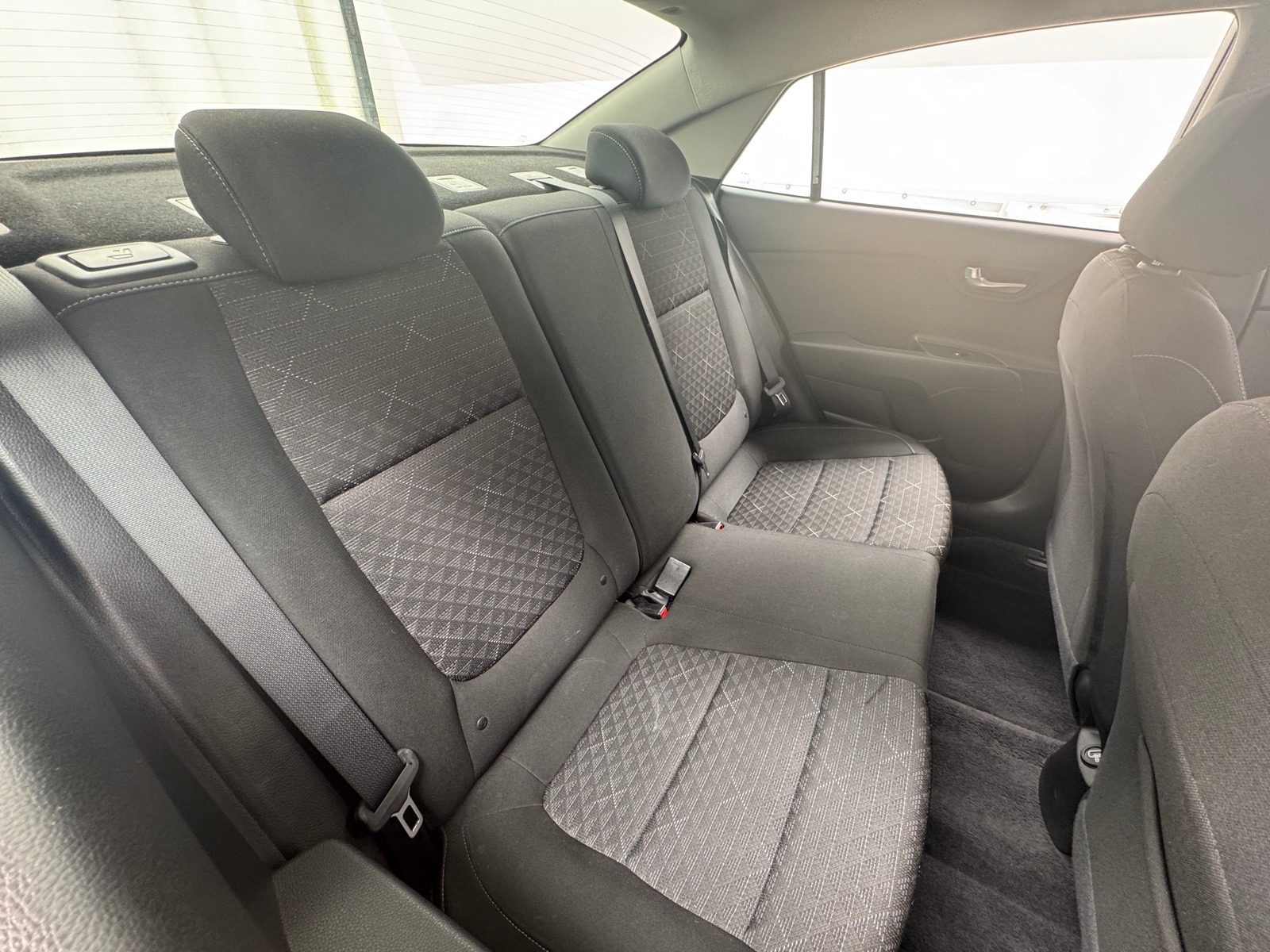 Thumbnail: 2023 Kia Rio - 6