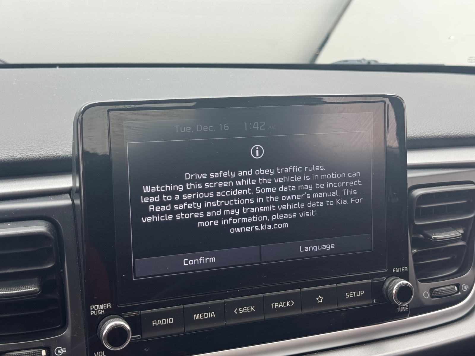 Thumbnail: 2023 Kia Rio - 4