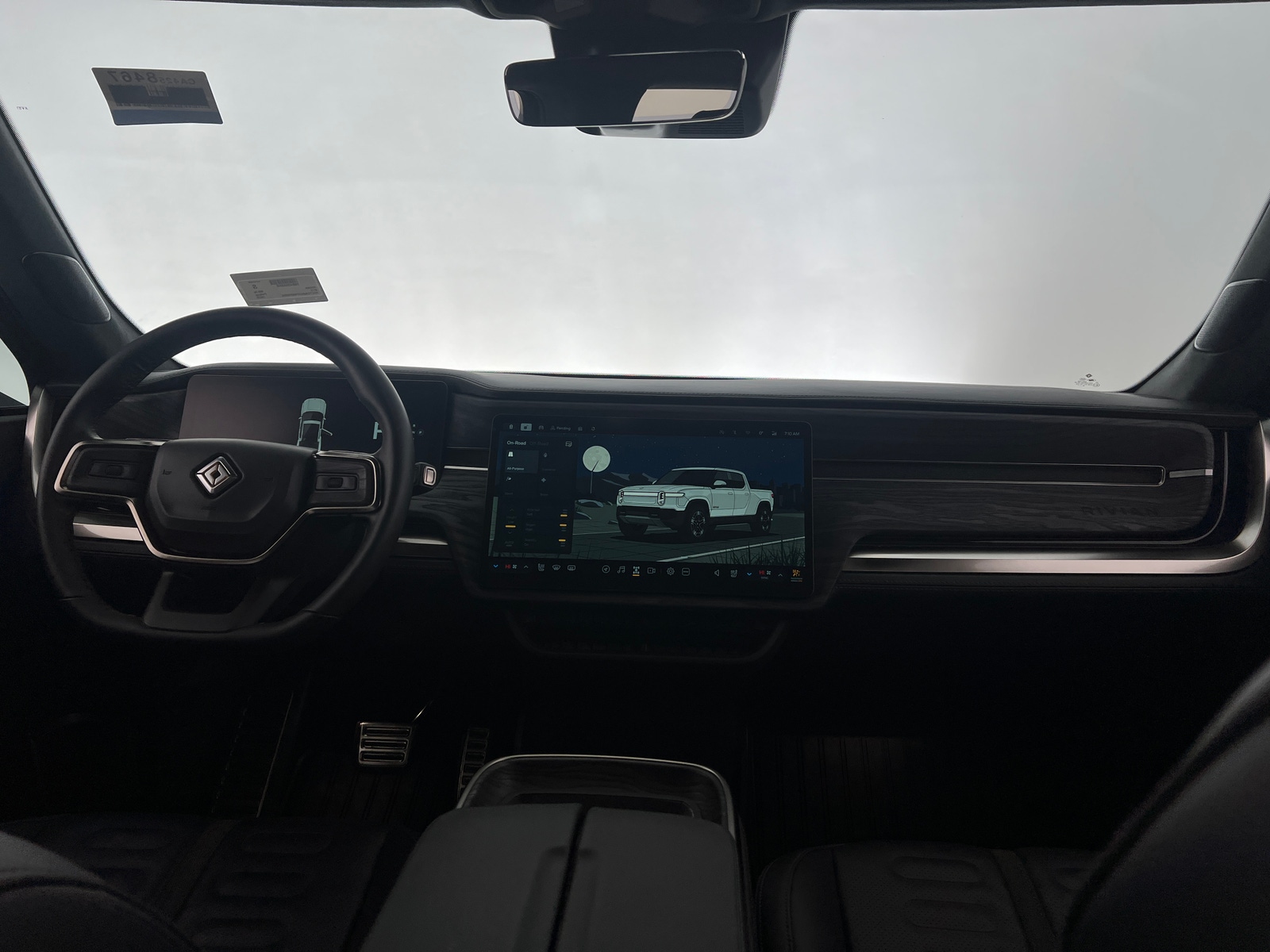 Thumbnail: 2023 Rivian R1T - 2