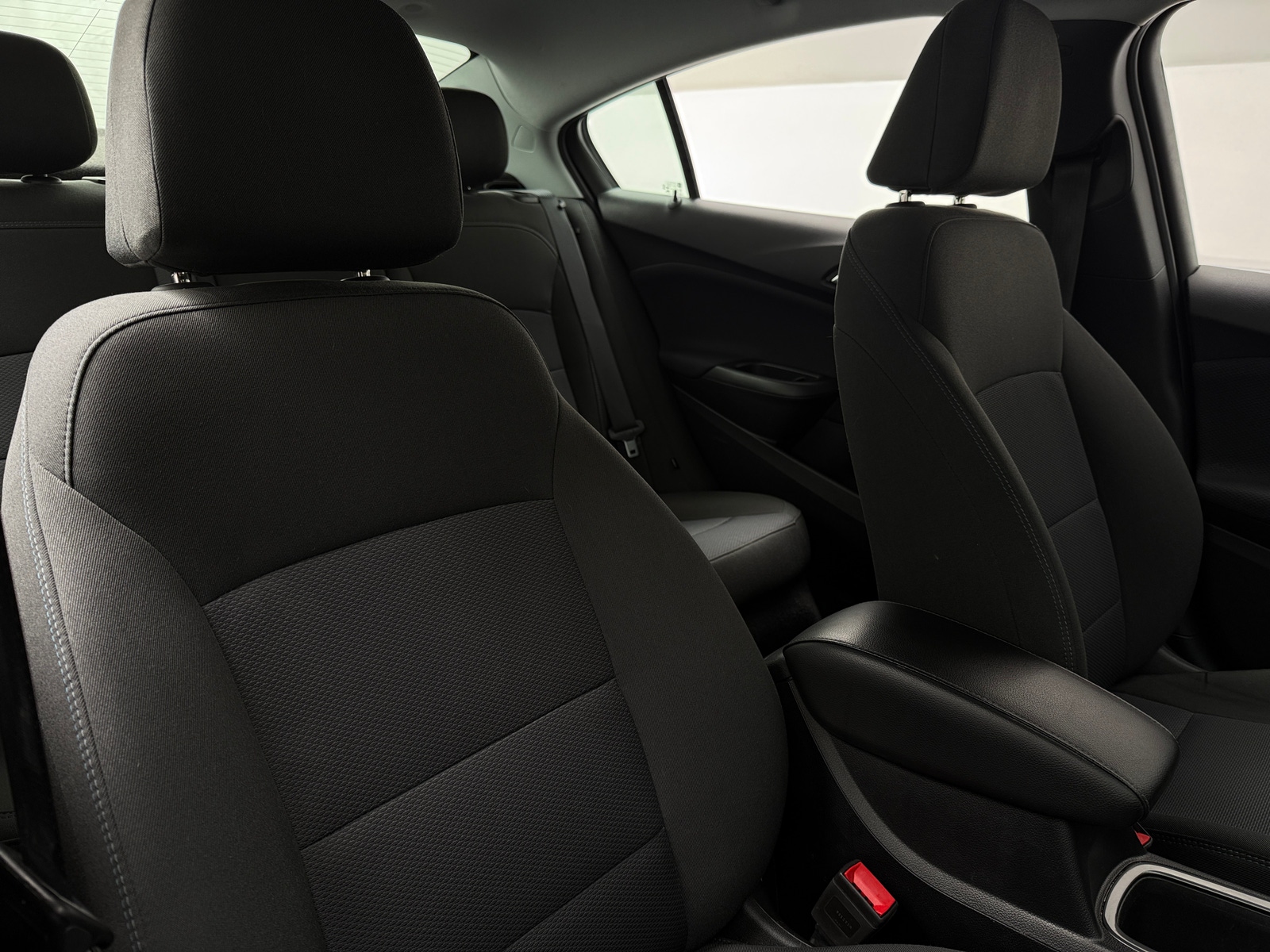 Thumbnail: 2019 Chevrolet Cruze - 2