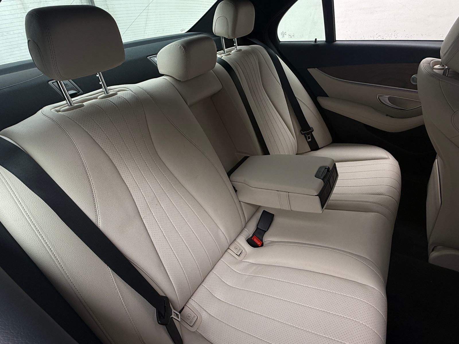 Thumbnail: 2020 Mercedes-Benz E-Class - 5