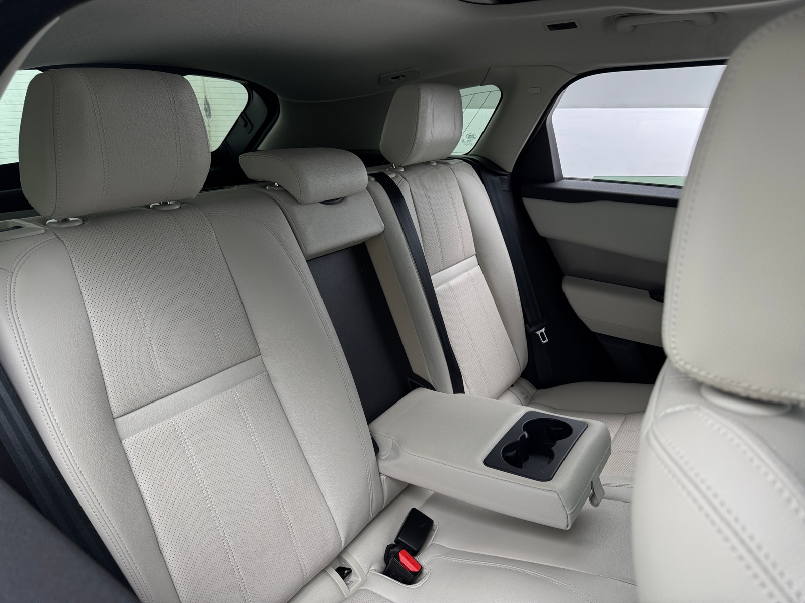 Thumbnail: 2020 Land Rover Range Rover Velar - 5