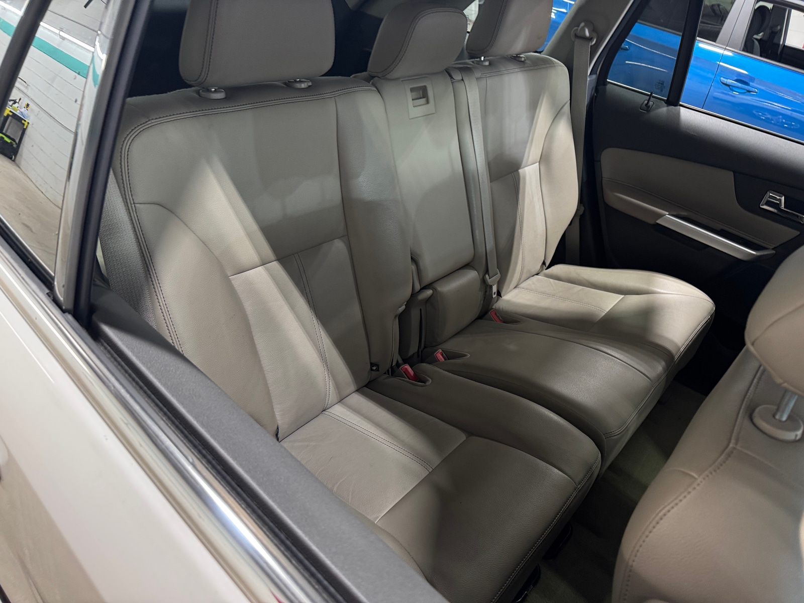 Thumbnail: 2011 Ford Edge - 5