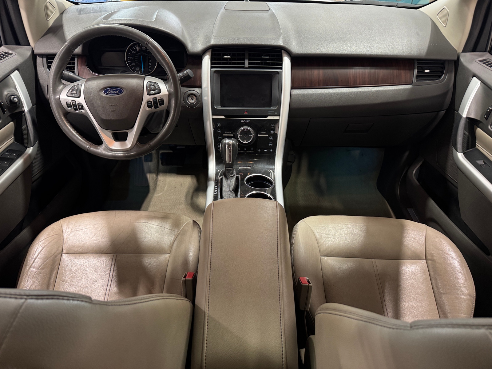 Thumbnail: 2011 Ford Edge - 2