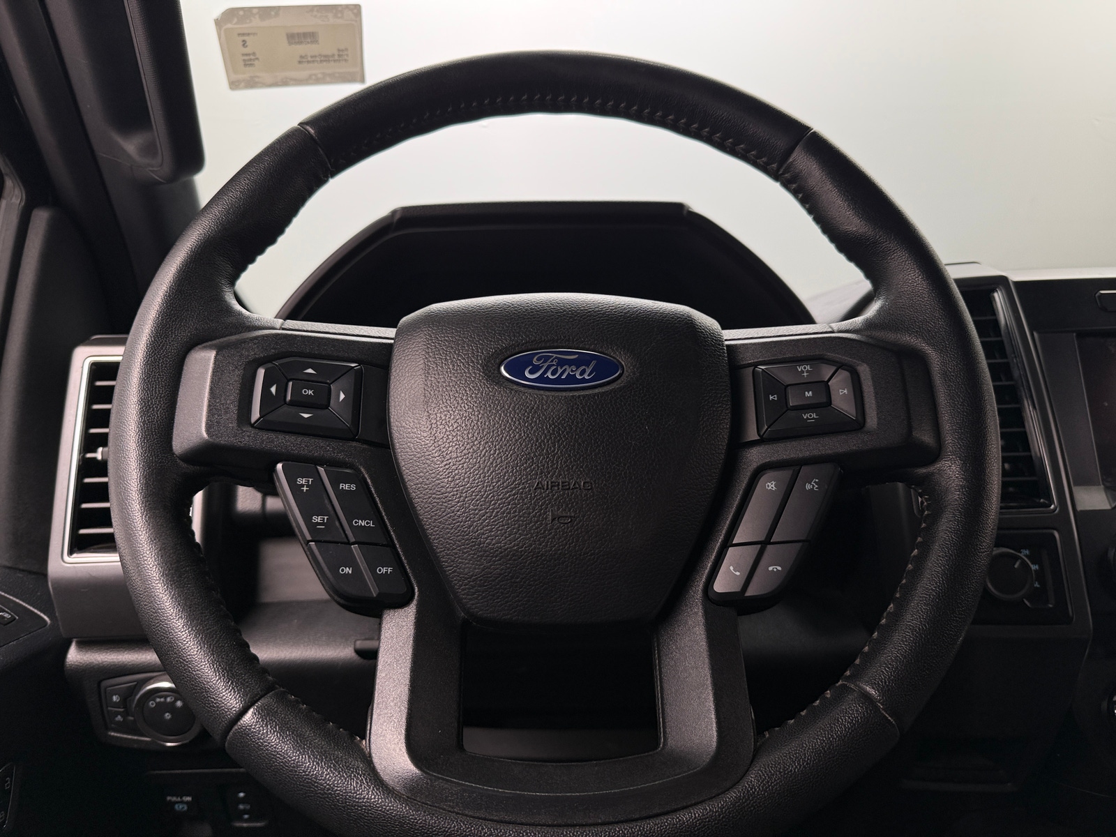 Thumbnail: 2020 Ford Econoline - 5