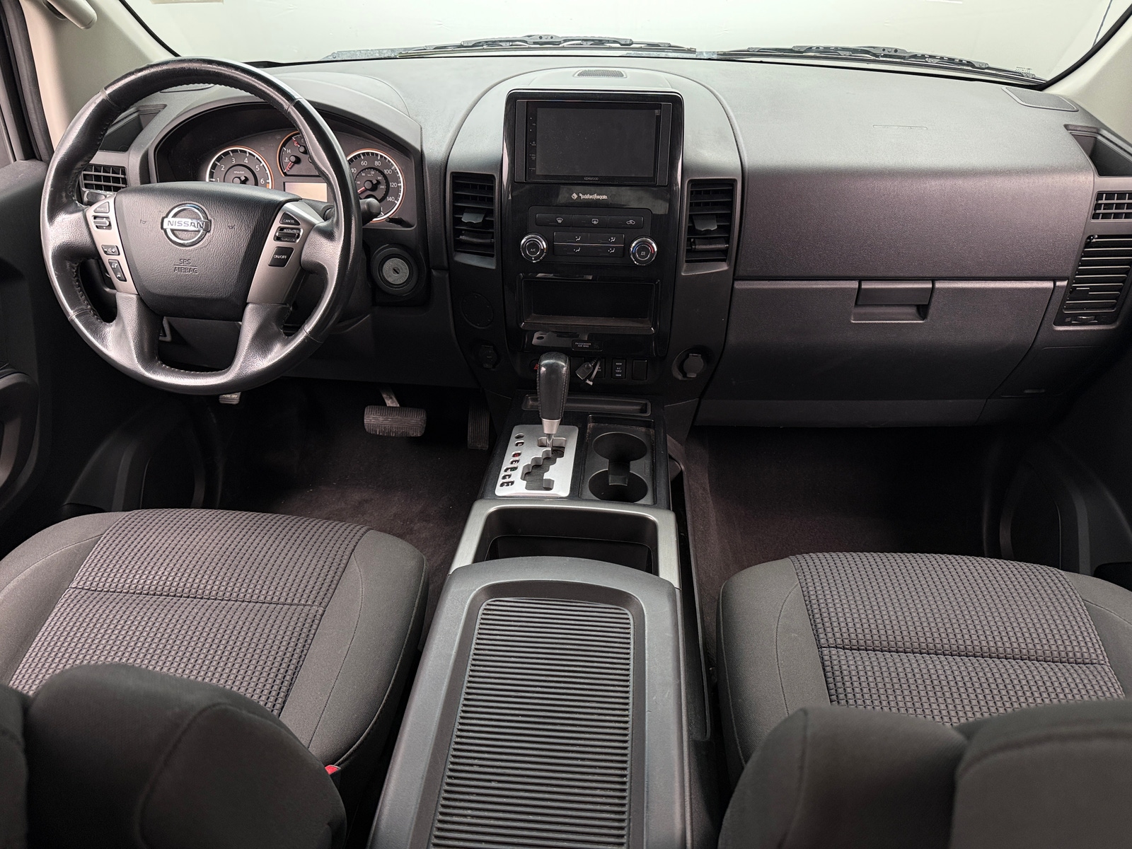 Thumbnail: 2015 Nissan Titan - 3