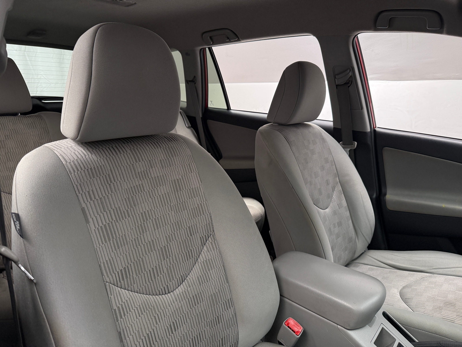 Thumbnail: 2012 Toyota RAV4 - 2