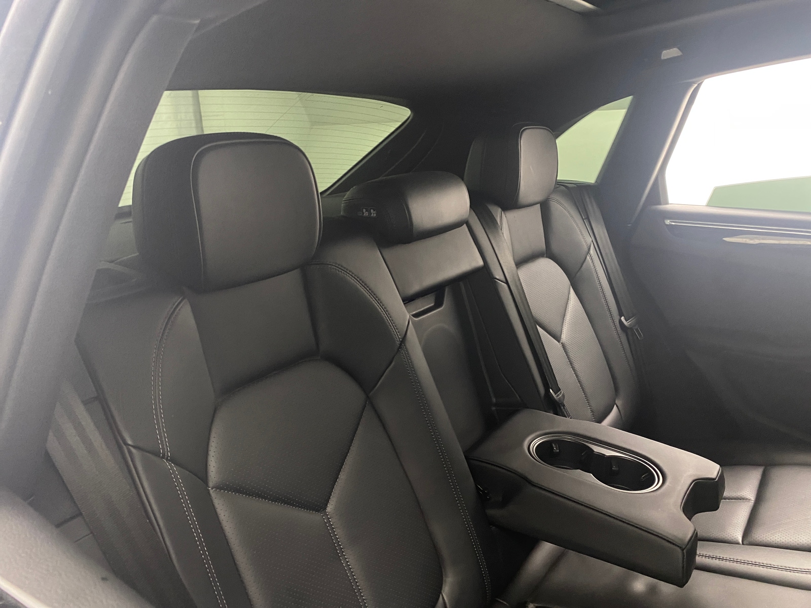 Thumbnail: 2024 Porsche Macan - 5