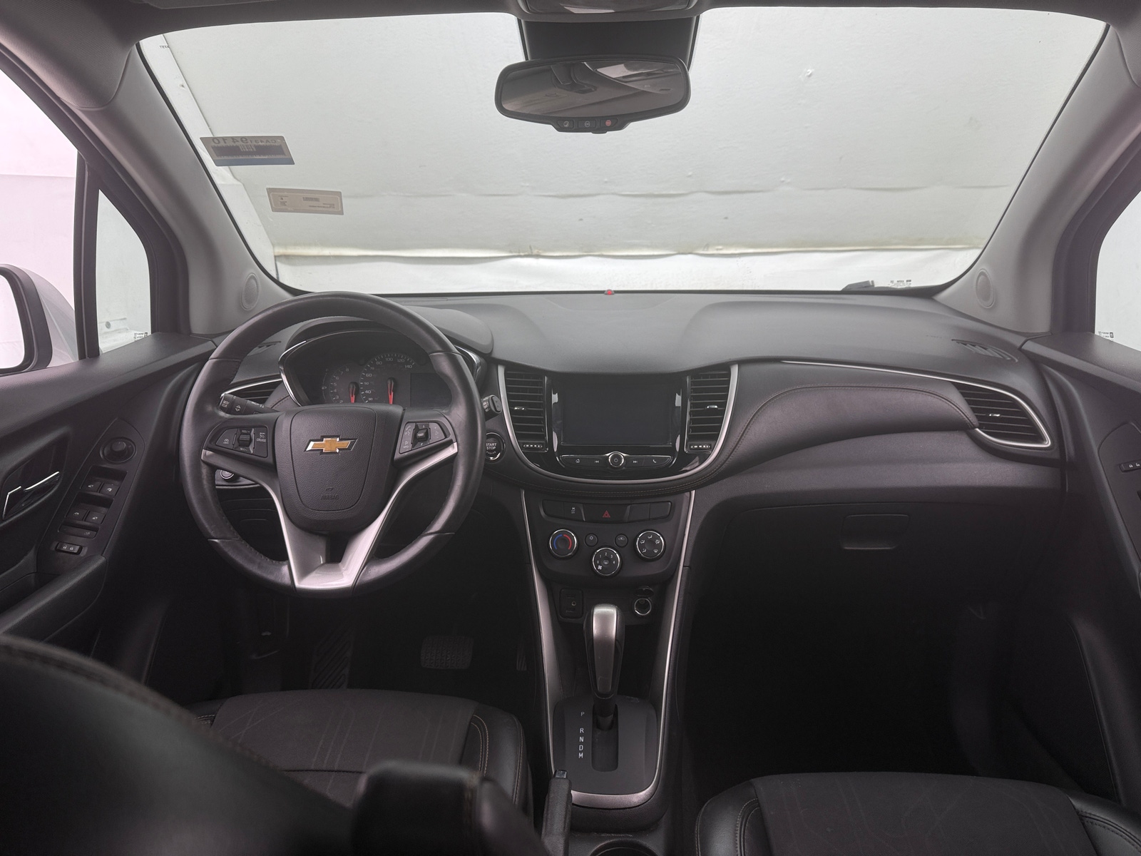 Thumbnail: 2017 Chevrolet Trax - 2