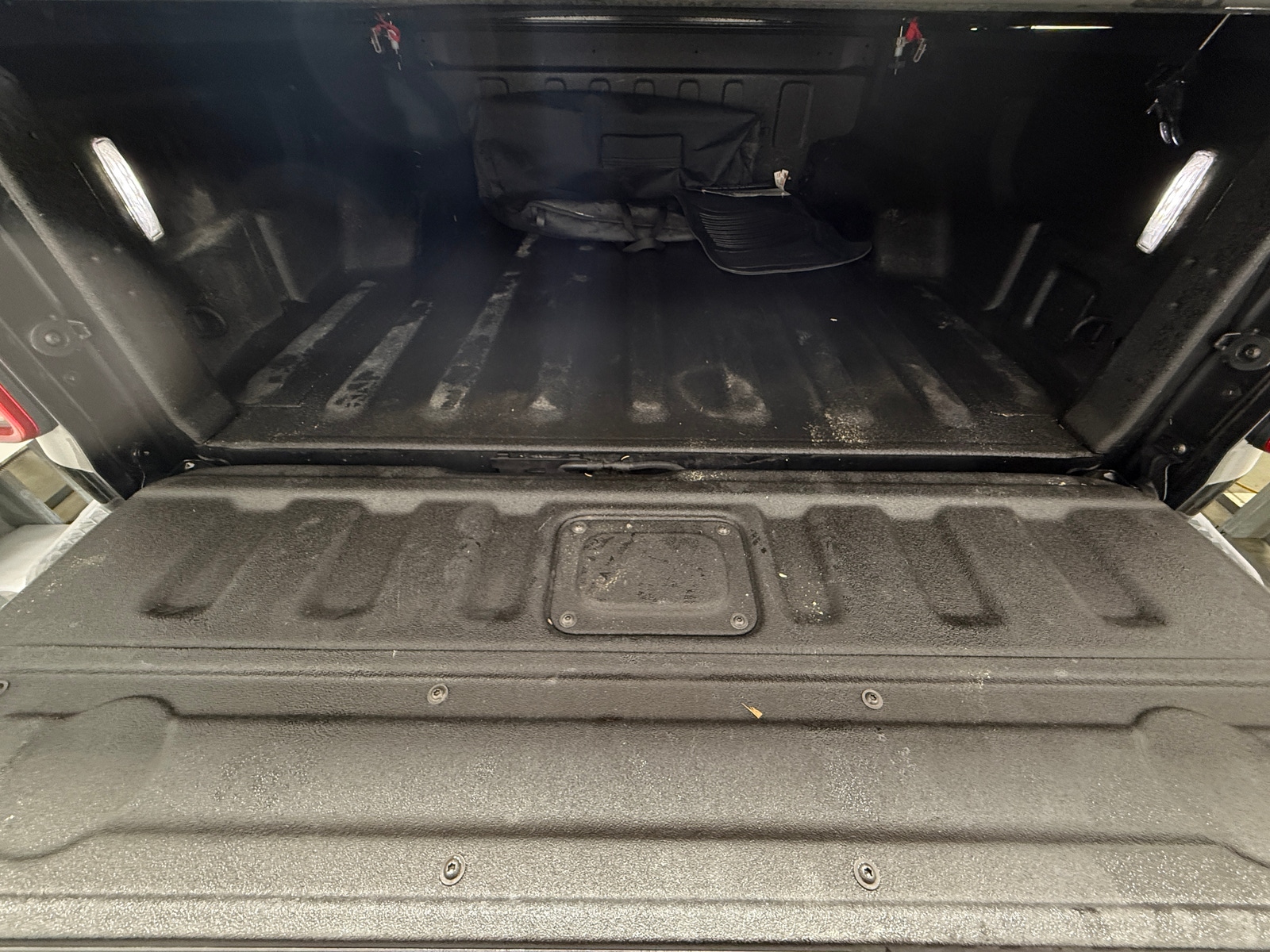 Thumbnail: 2020 Jeep Gladiator - 7