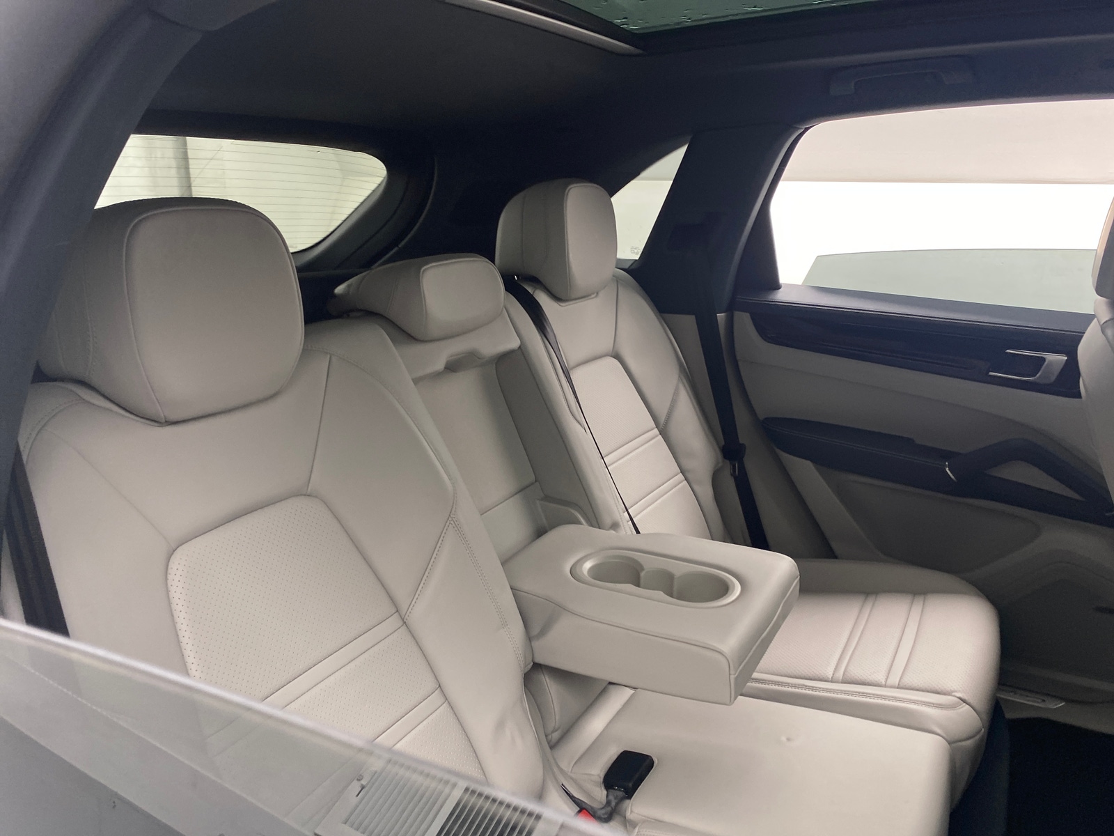 Thumbnail: 2019 Porsche Cayenne - 5