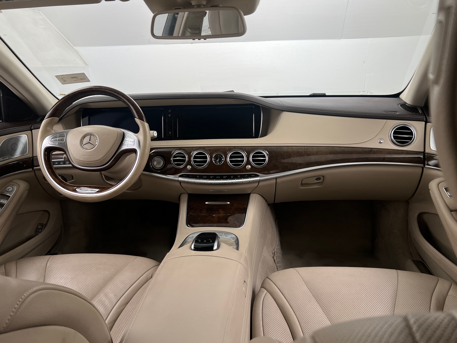 Thumbnail: 2015 Mercedes-Benz S-Class - 2