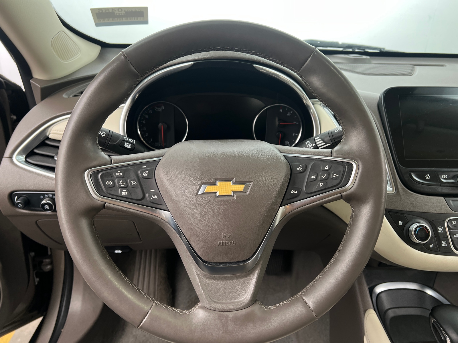 Thumbnail: 2024 Chevrolet Malibu - 4