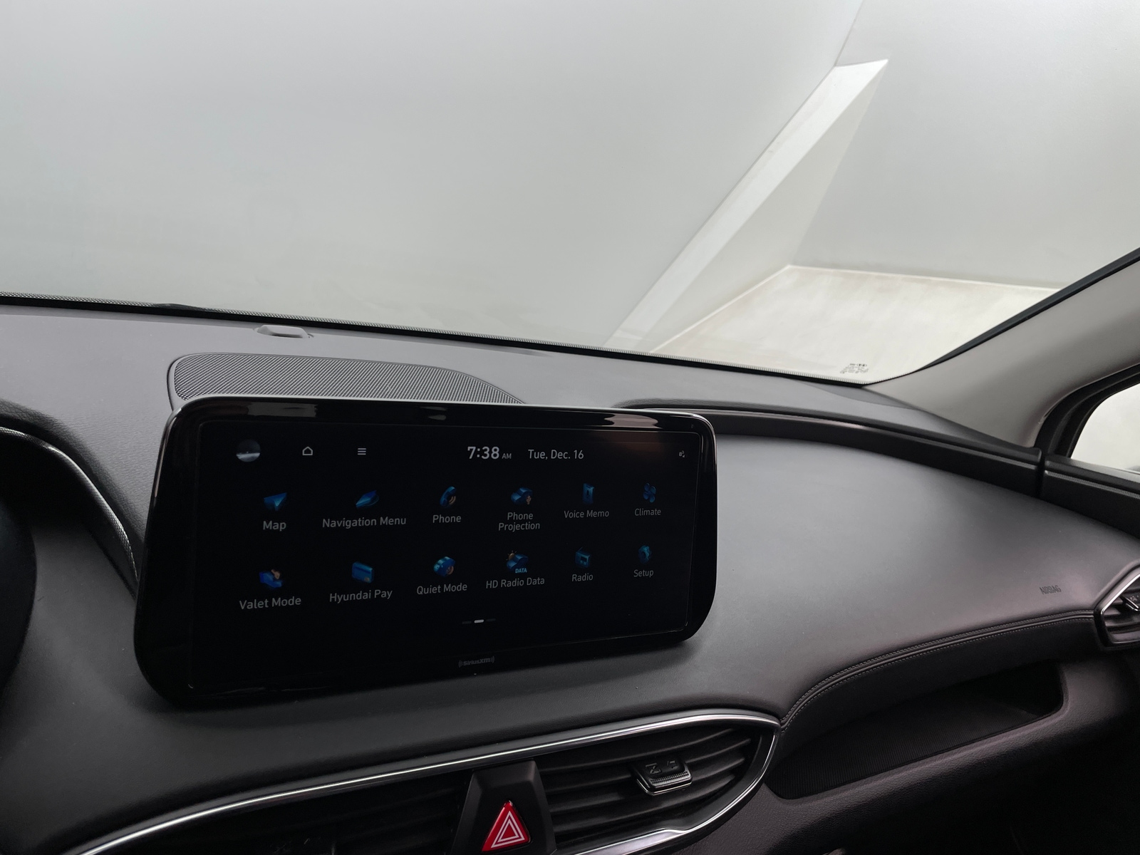 Thumbnail: 2023 Hyundai Santa Fe - 4