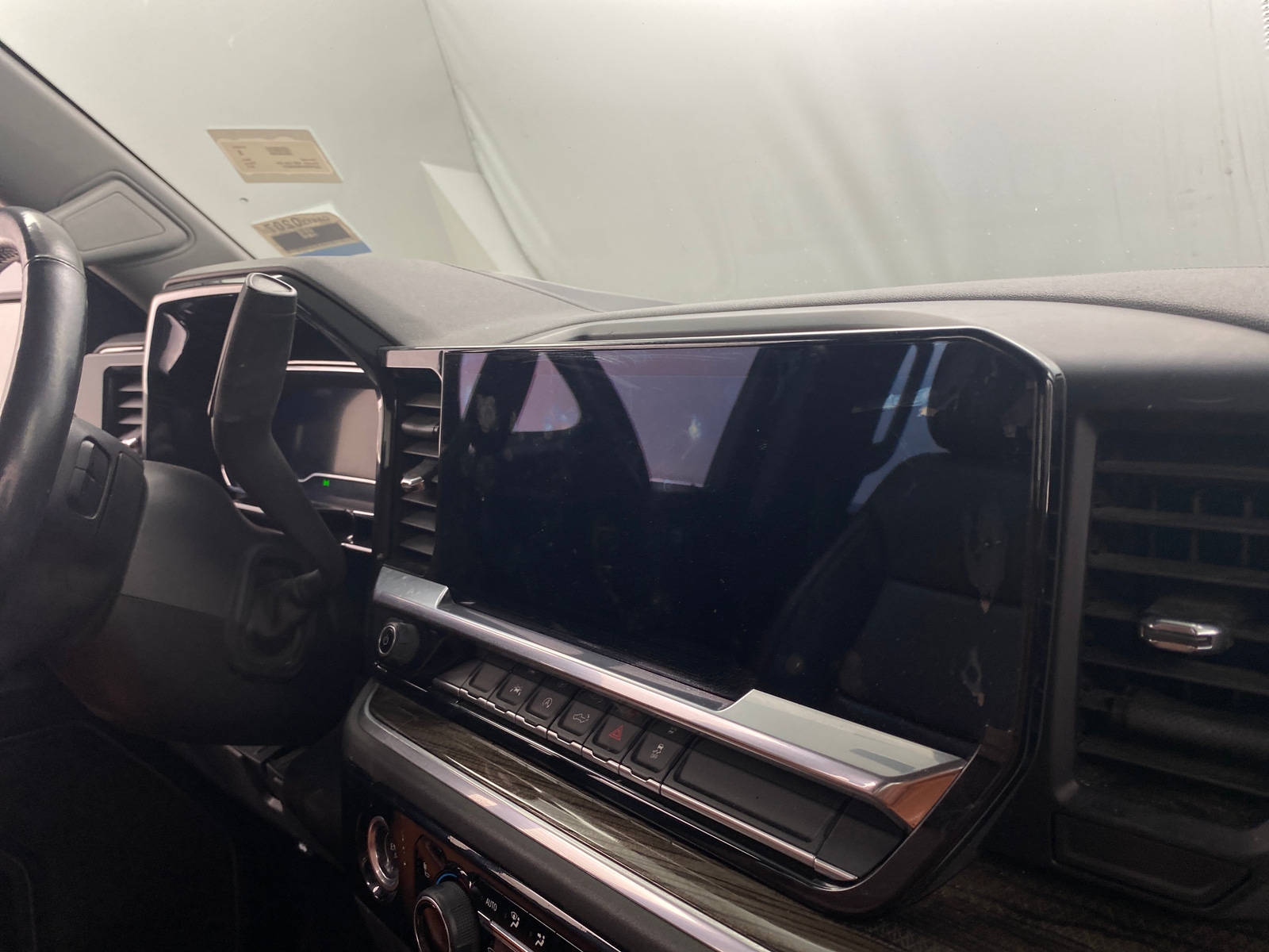 Thumbnail: 2022 Chevrolet Silverado 1500 - 4