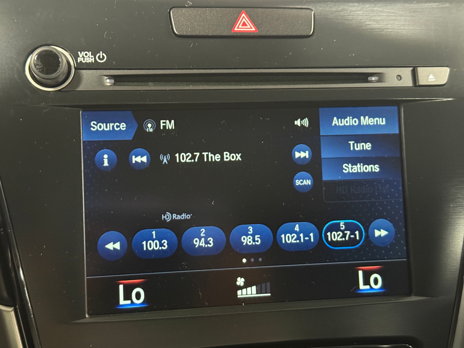 Thumbnail: 2020 Acura ILX - 3