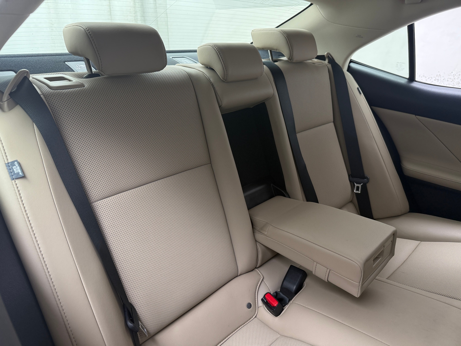 Thumbnail: 2018 Lexus IS - 5