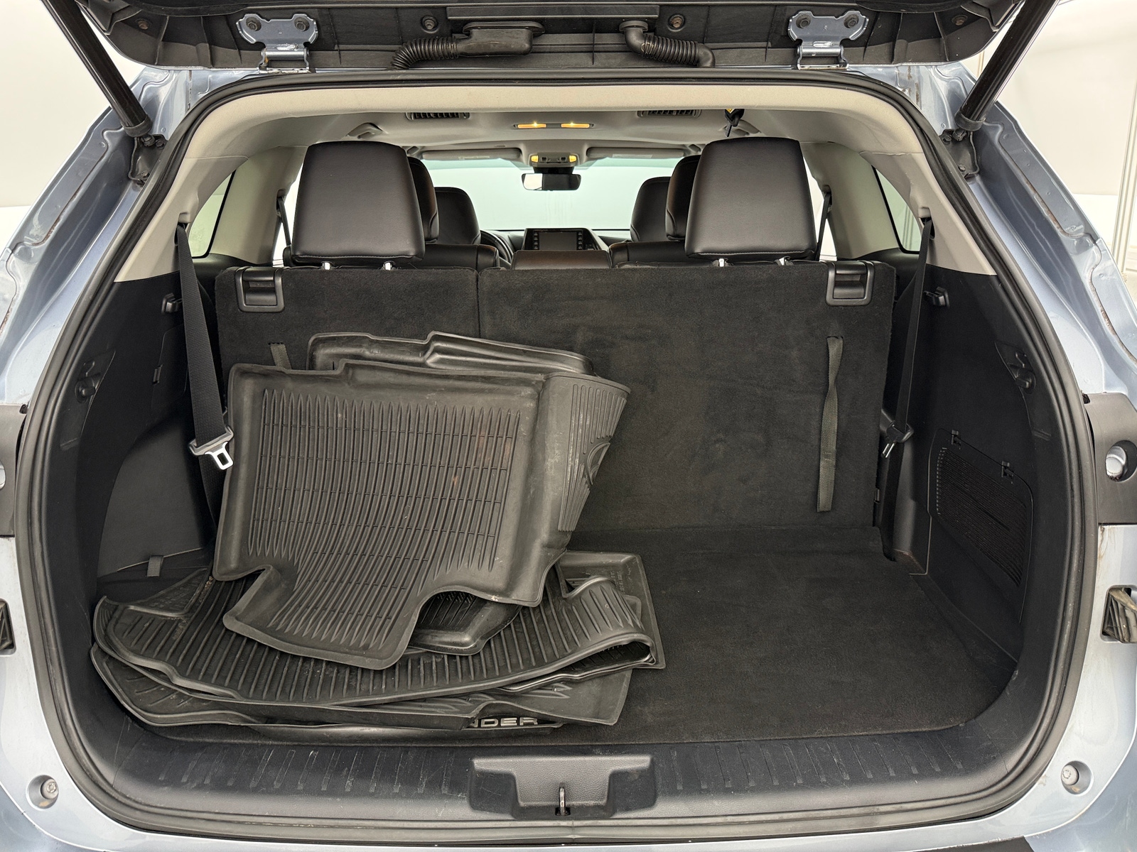 Thumbnail: 2020 Toyota Highlander - 6