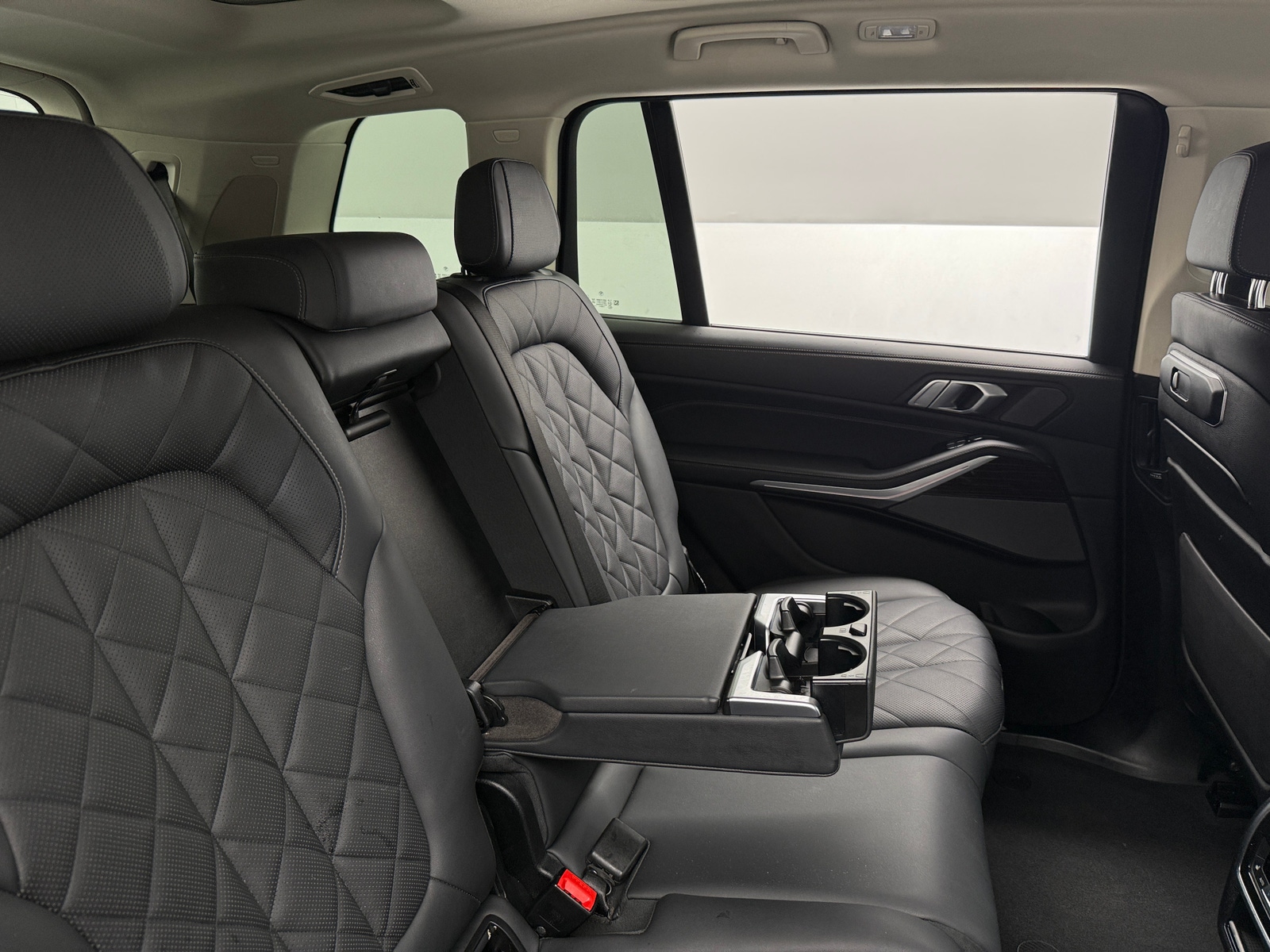 Thumbnail: 2024 BMW X7 - 5