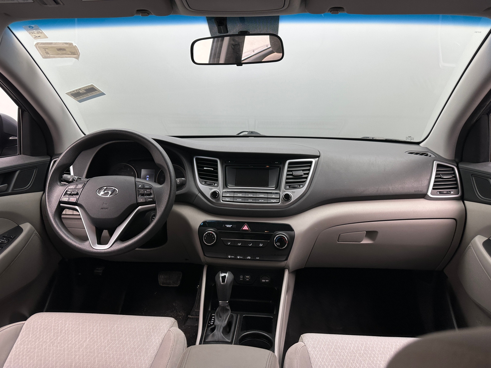 Thumbnail: 2016 Hyundai Tucson - 3