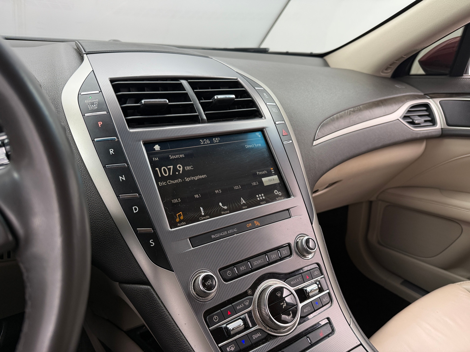 Thumbnail: 2019 Lincoln MKZ - 3