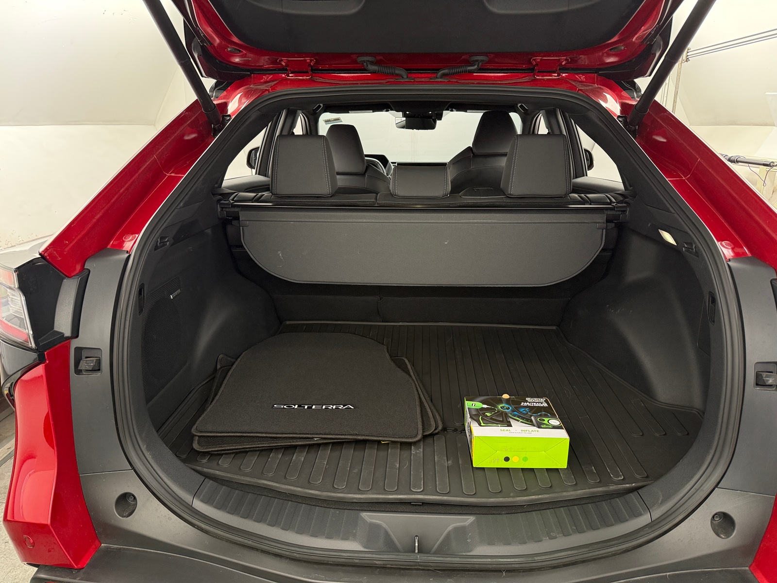 Thumbnail: 2024 Subaru Solterra - 7