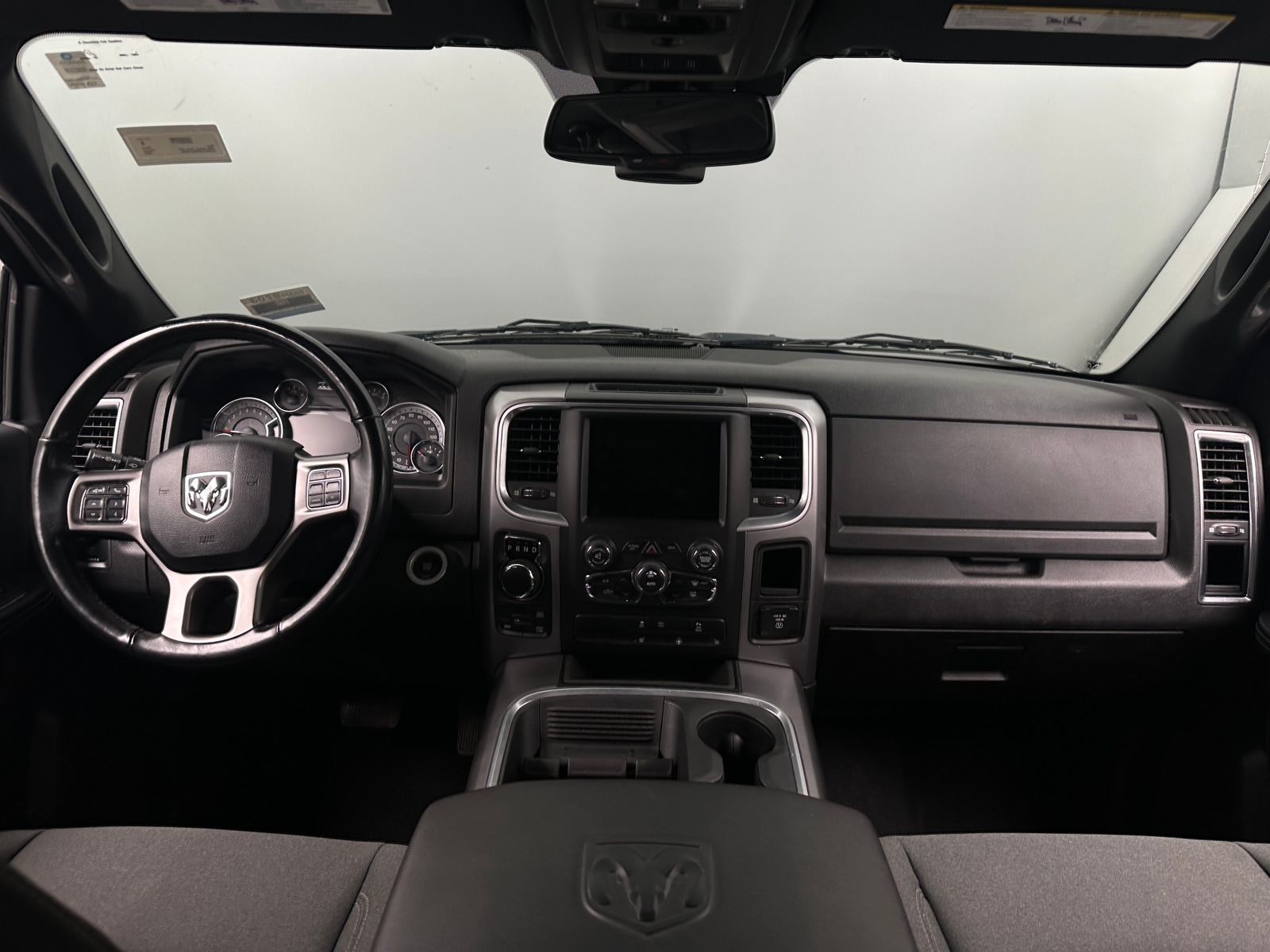 Thumbnail: 2022 RAM 1500 Classic - 3