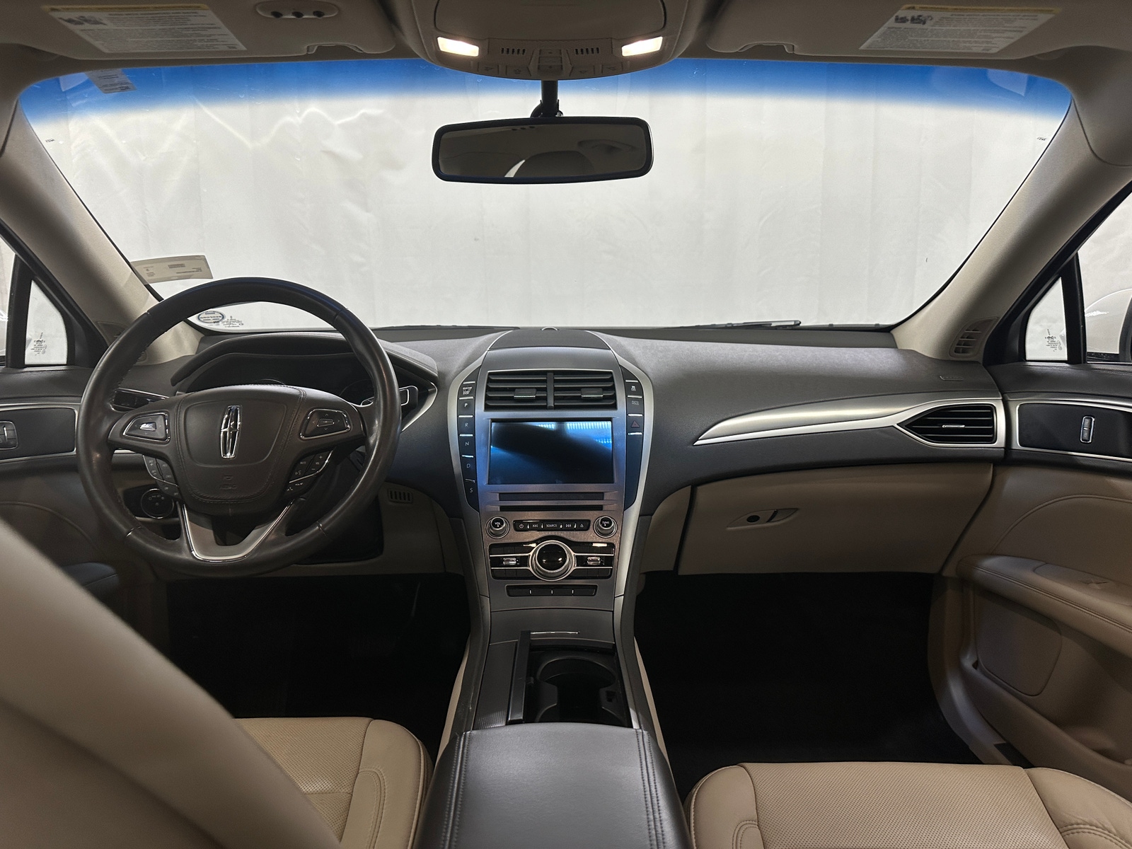 Thumbnail: 2017 Lincoln MKZ - 2