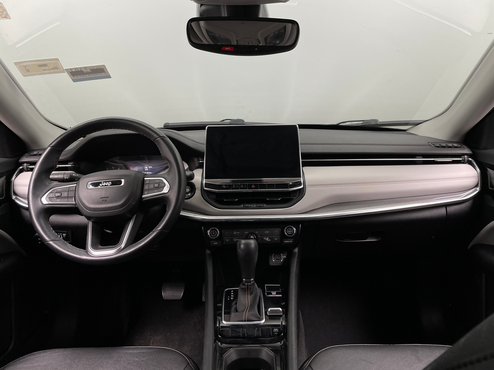 Thumbnail: 2022 Jeep Compass - 2