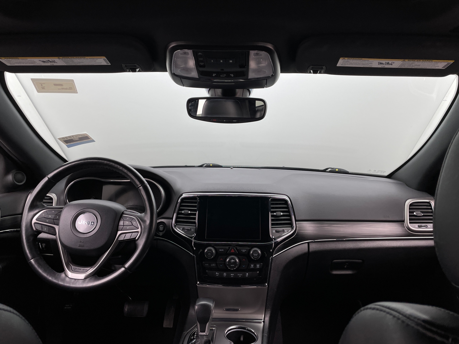 Thumbnail: 2020 Jeep Grand Cherokee - 3