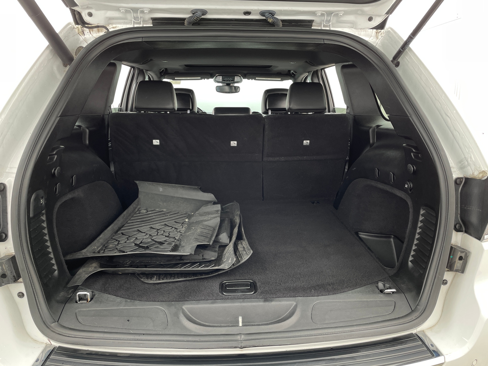 Thumbnail: 2020 Jeep Grand Cherokee - 7