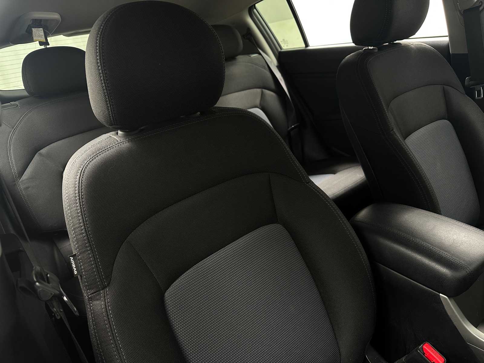 Thumbnail: 2016 Kia Sportage - 2